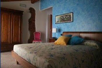 카스티리오네델레스티비에레 La Cascina Di Alice B&B 외부 사진